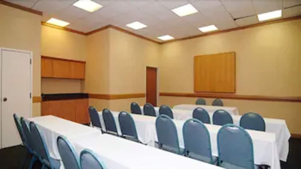 Pan American Inn And Suites แอลบูเคอร์คี ภายนอก รูปภาพ
