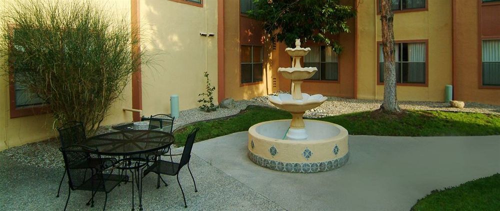 Pan American Inn And Suites แอลบูเคอร์คี ภายนอก รูปภาพ