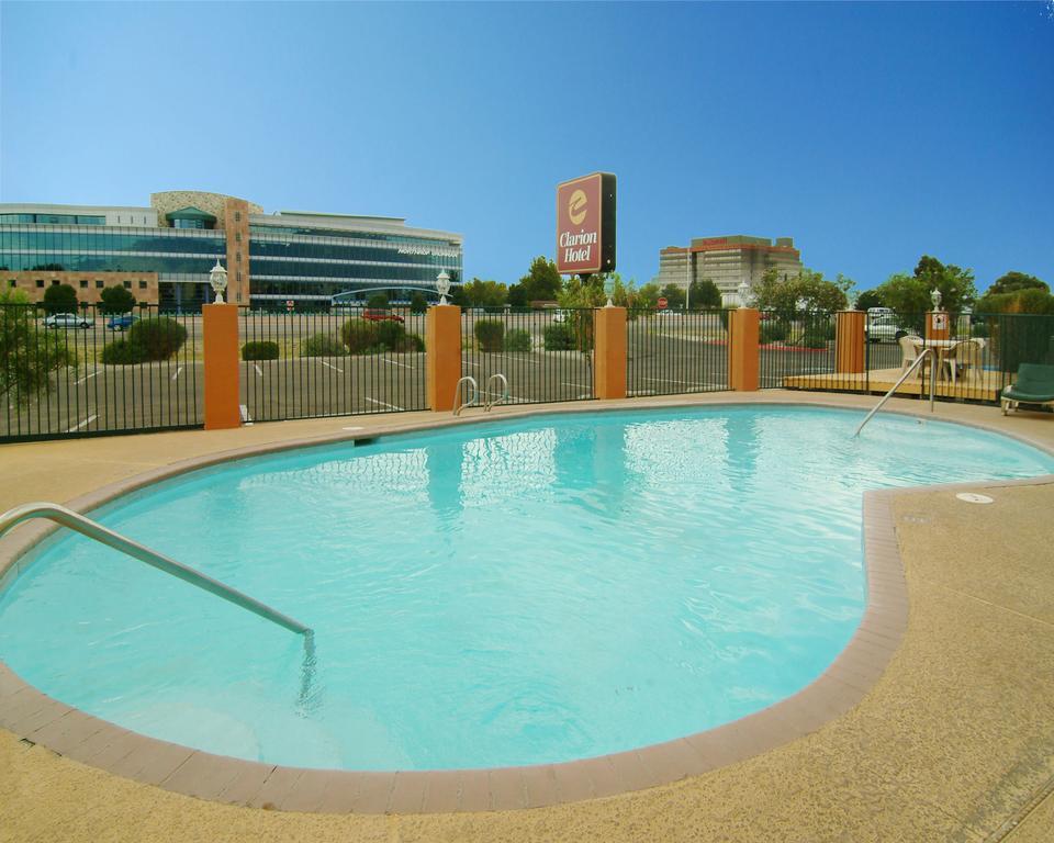 Pan American Inn And Suites แอลบูเคอร์คี ภายนอก รูปภาพ
